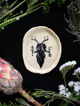 Oval 6.5 × 4.75" Hekate Black Sgraffito Offering Plate